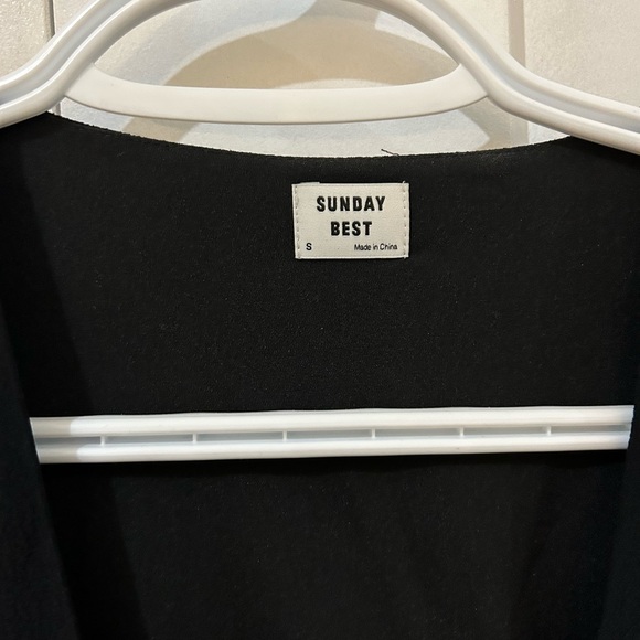 Sunday best cropped tie front blouse - Picture 5 of 5